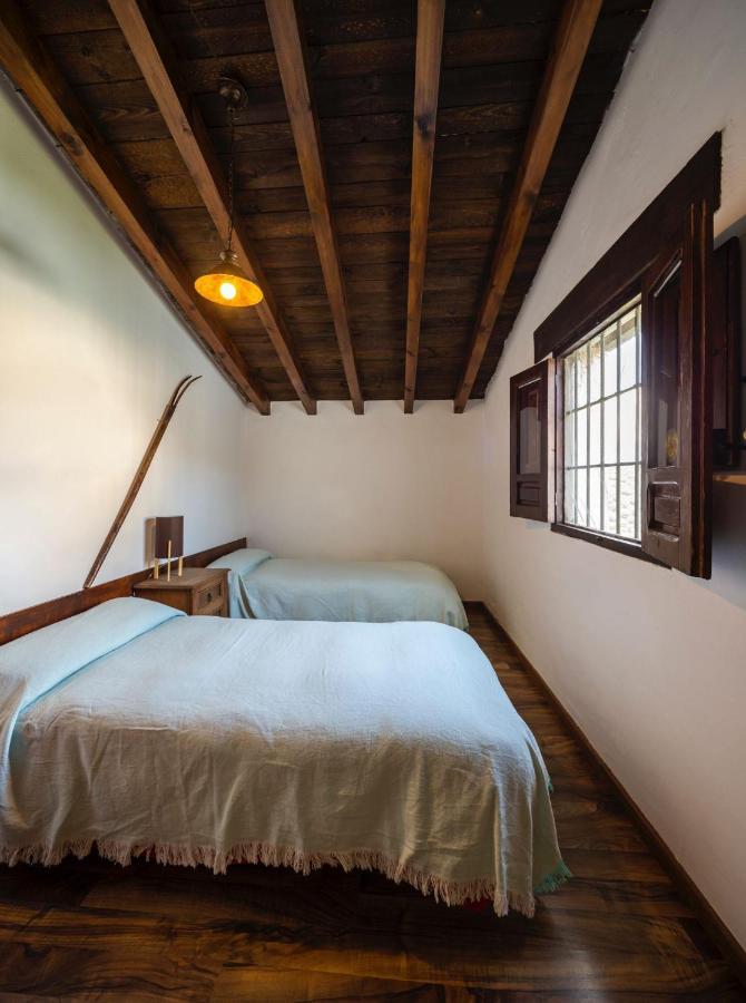 La Pedriza Del Serval Montefrio Ngoại thất bức ảnh